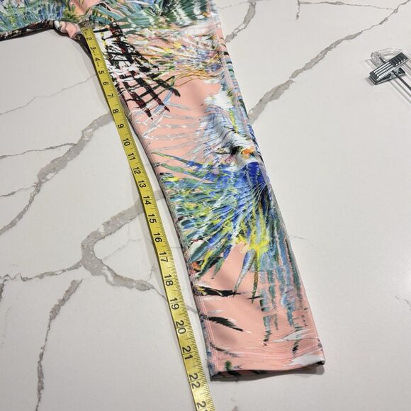 Fabletics PowerHold Discontinued Rare Leggings Peach Tropical Palm Print Yoga S - Picture 14 of 15